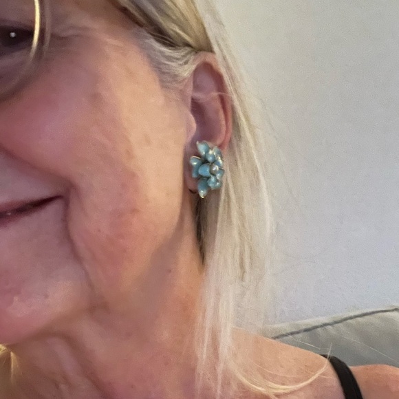 Vintage Cora Earrings enamel and pearls Golstone Clip Ons Periwinkle Blue - Picture 10 of 10